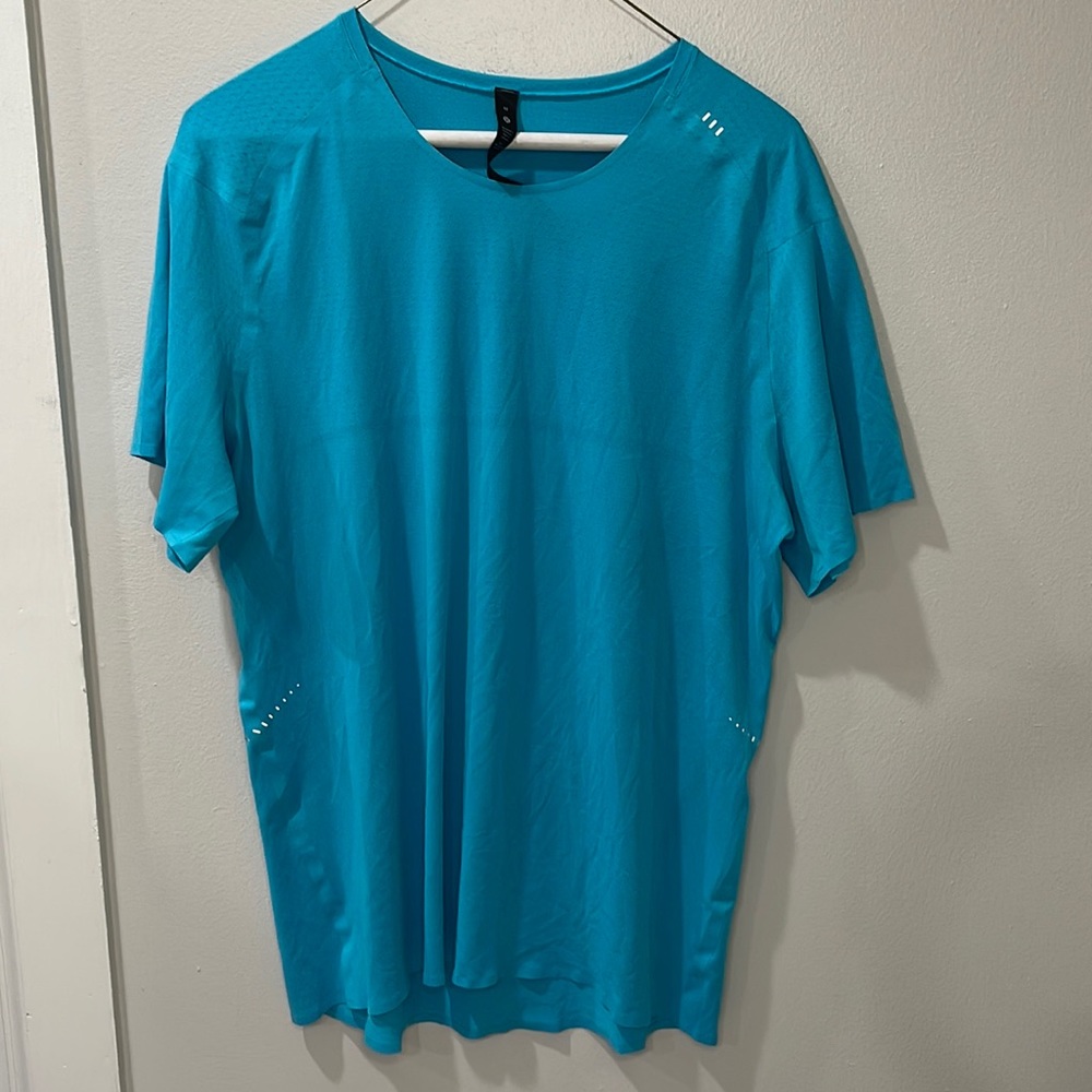 Lululemon Light Blue Teal Shirt! Size Medium